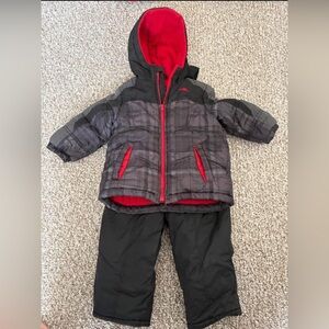 Black 2 piece snow suit
